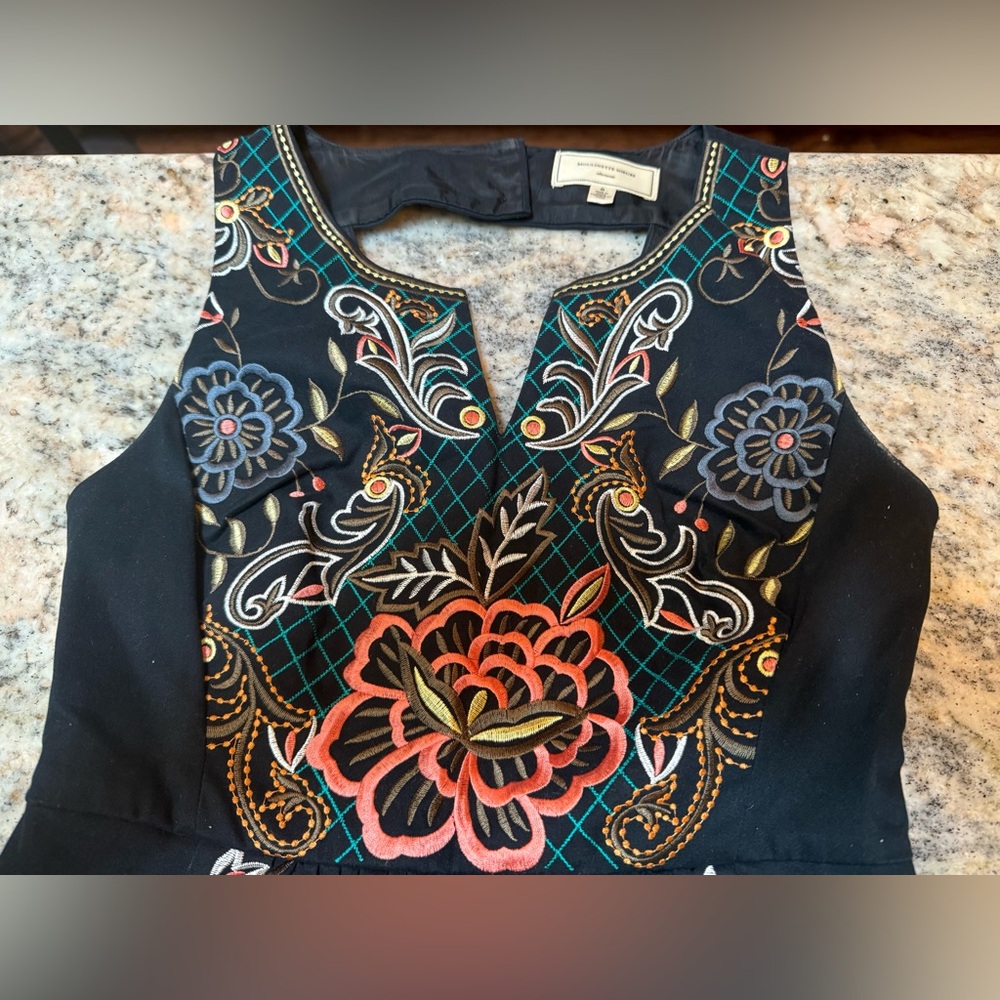 Anthropology Moulinette Soeurs Embroidered Black Dress. Fully lined. Size 0 - Picture 5 of 14